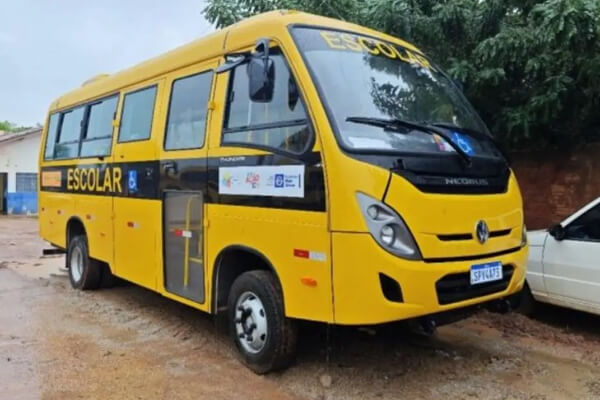 Falta-de-transporte-ameaça-ano-letivo-de-alunos-rurais