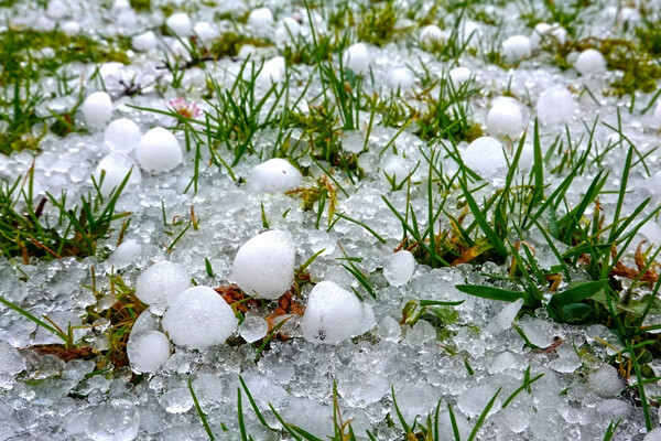 INMET-emite-alerta-amarelo-de-tempestade-com-risco