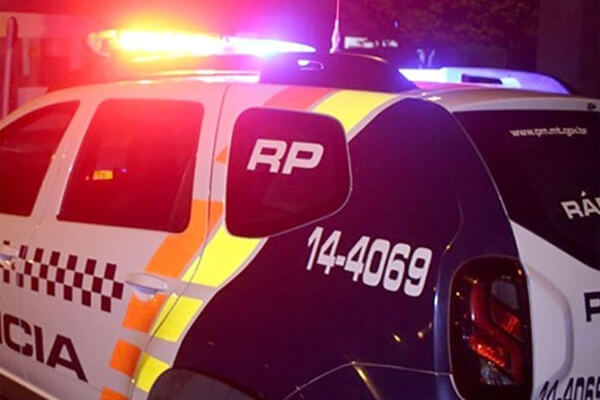 Mulher-de-26-anos-é-assassinada-e-homem