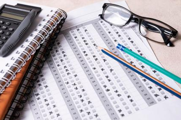 Prefeituras do interior pagam até R$ 23 mil em seletivos