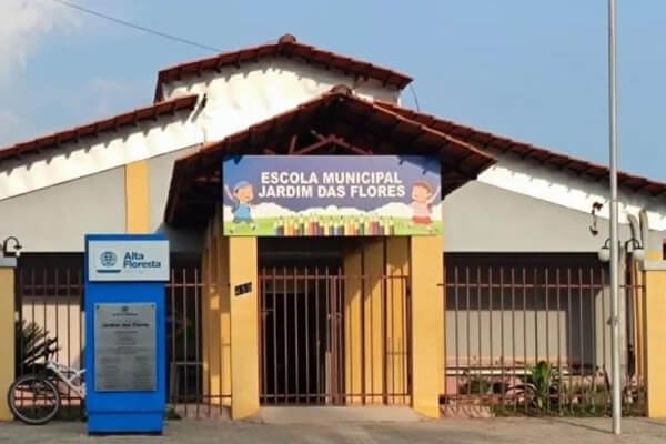 Professor-que-usou-sexo-e-camisinha-em-exercício