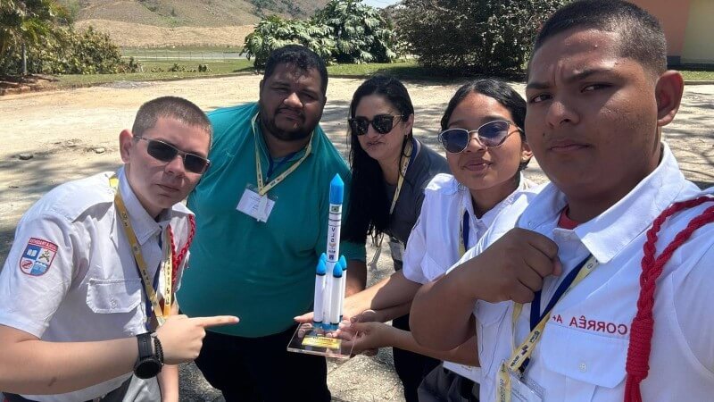 Alunos-da-Escola-Militar-Tiradentes-de-C&aacute;ceres-3