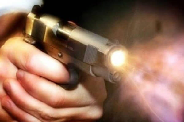 Criminosos-invadem-casa-e-tentam-matar-adolescente