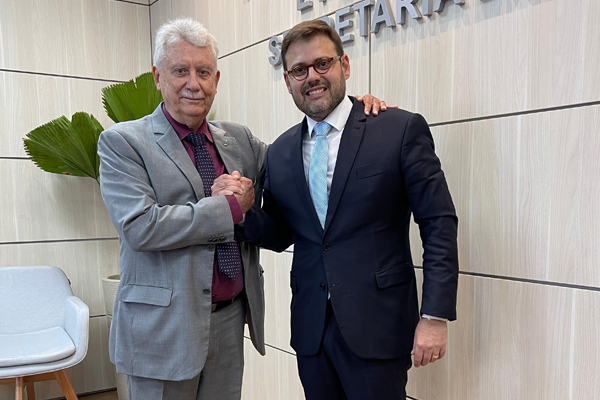 José Lacerda assumirá cadeira no Senado