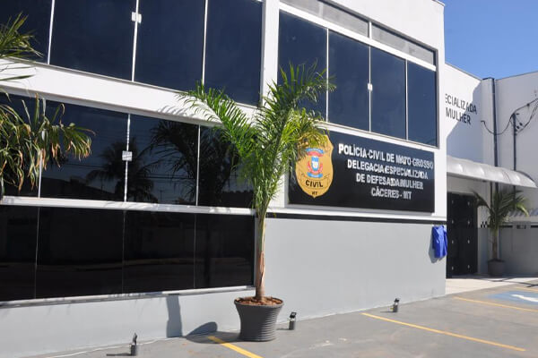 Polícia-Civil-prende-homem-que-colocou-arma-na-cabeça