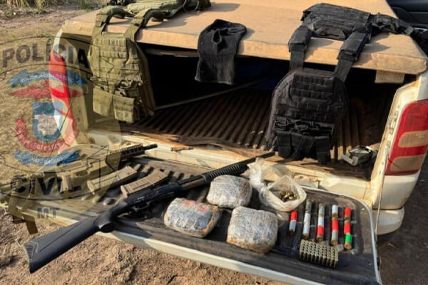 Polícias-Civil-e-Militar-apreendem-armamentos-pesados
