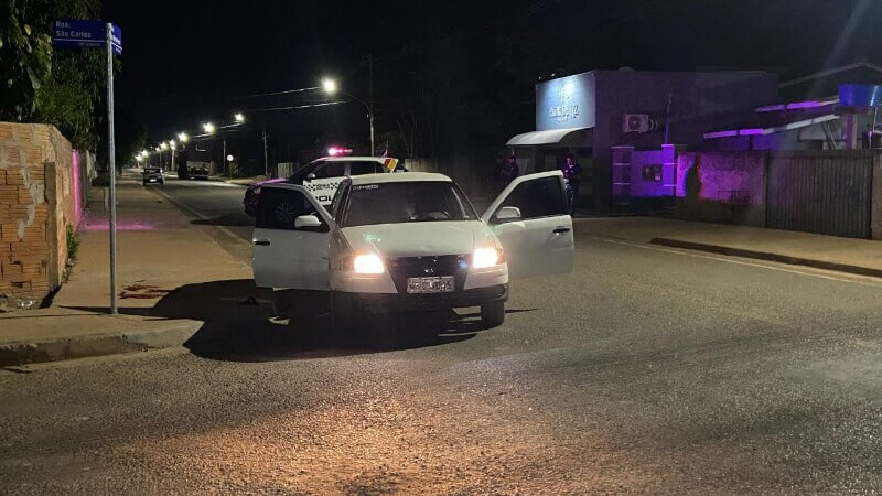 Suspeito-ignora-ordem-de-largar-arma-e-acaba-baleado-2