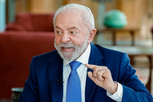 Lula-dá-aval-a-fim-da-obrigatoriedade-de-autoescola