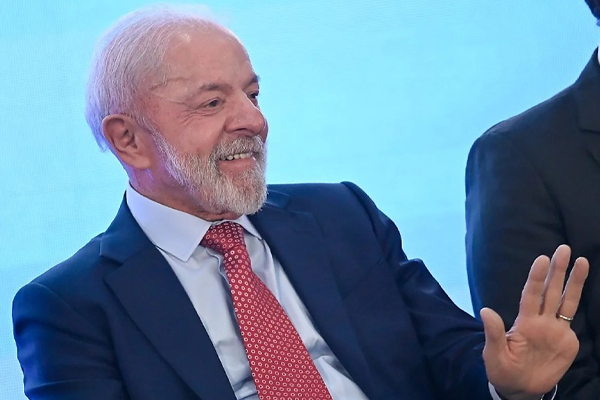 Lula ganha em todos os cenários de 1º e 2º turnos, aponta AtlasIntel