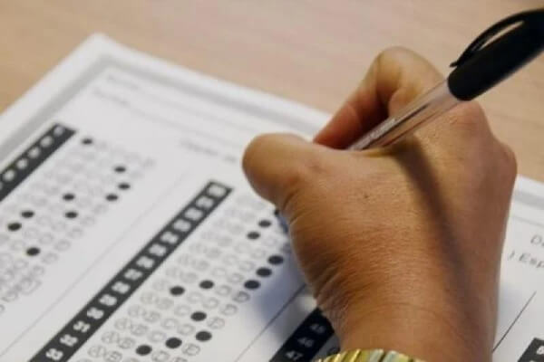 Mato-Grosso-tem-concursos-e-seletivos-com-salários