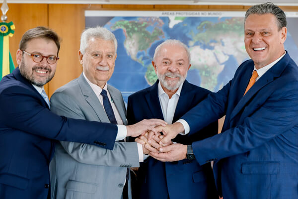 Zezinho-Lacerda-assume-mandato-de-senador-por-Mato-Grosso