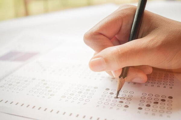 Confira-vagas-em-seletivos-que-pagam-até-R$-20-mil-em-MT