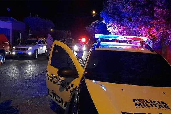 Homem-é-alvejado-em-ataque-a-tiros-no-bairro-Cidade-Alta