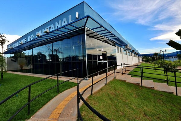 MEC-pode-cortar-vagas-do-Curso-de-Medicina-da-Fapan