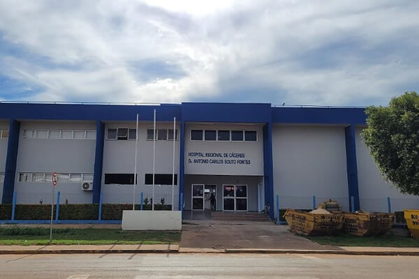 Hospital-Regional-de-Cáceres-abre-462-novas