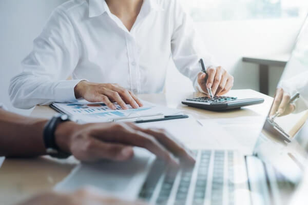 Mato-grossense-gasta-cerca-de-R$-3.360-com-despesas