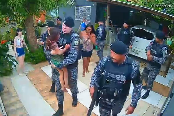 Pit-bull-e-Rottweiler-atacam-criança-e-idosa-em-Cáceres