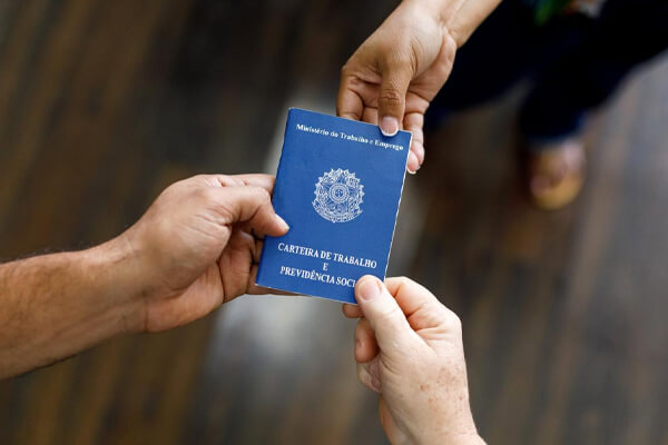 Empresa-de-etanol-abre-348-vagas