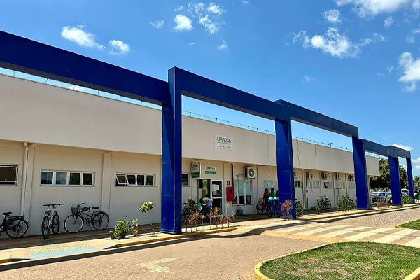 Paciente-denuncia-falta-de-alimentação-na-UPA-de-Cáceres