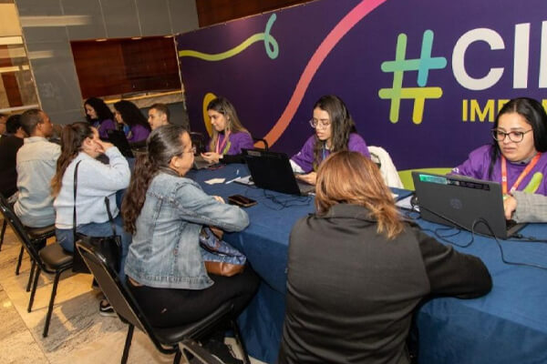 CIEE-oferta-mais-de-80-vagas-de-estágio