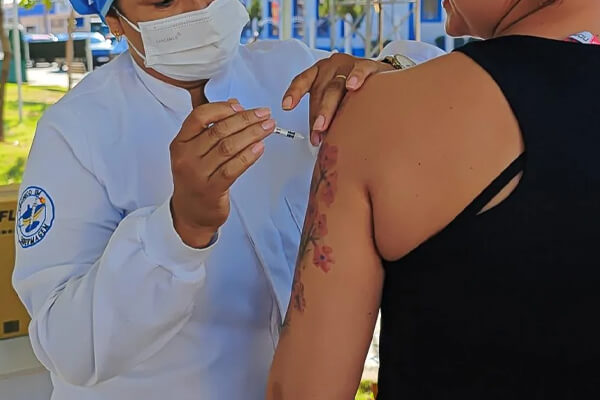 Vacinação-contra-gripe-começa-em-Cáceres