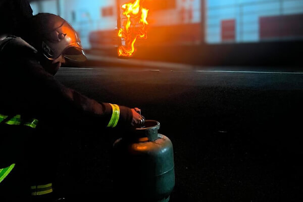 Vazamento-de-gás-em-residência-mobiliza-Bombeiros