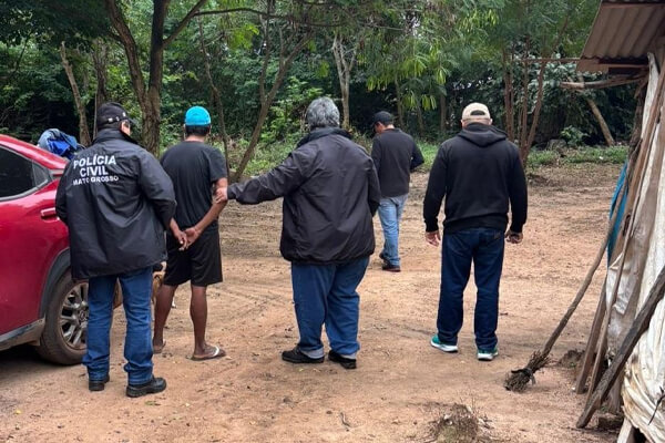 Polícia-prende-três-suspeitos-de-tortura-e-homicídio
