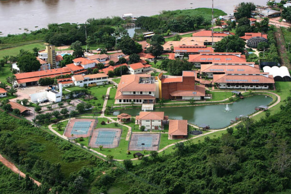 Sesc-abre-vagas-e-paga-até-R$-16-mil-de-salário