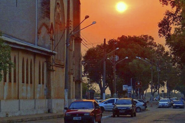 Após-quarta-feira-mais-amena-calor-volta
