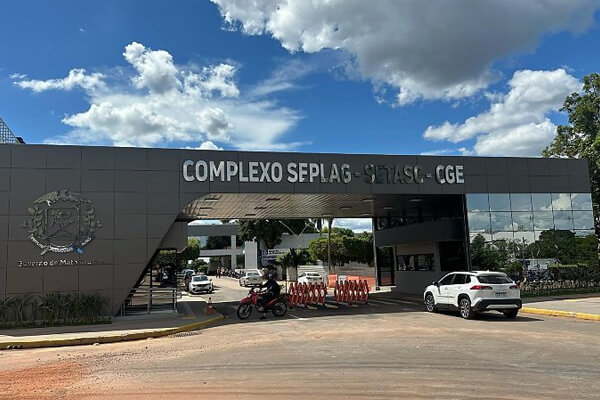 Estado-abre-seletivo-para-médicos-com-salários