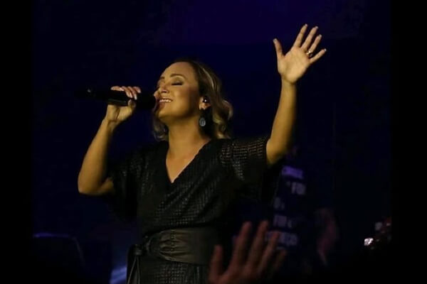 Prefeitura-confirma-show-com-Bruna-Karla