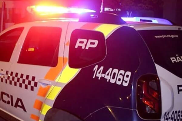 Homem-de-23-anos-é-preso-após-ameaçar