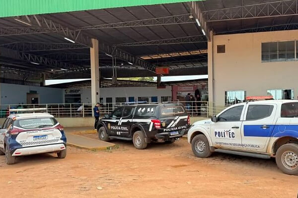 Homem-é-baleado-no-rosto-e-na-mão