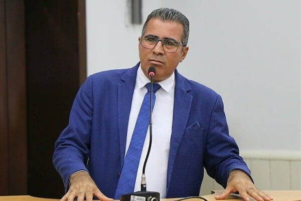 Vereador-apresenta-projeto-para-proibir